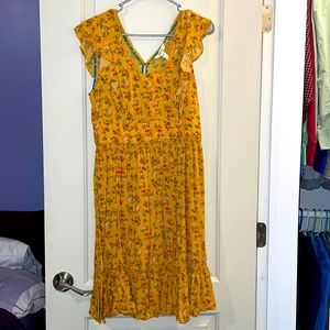 Sz M Mustard Flowered Matilda Jane Dress